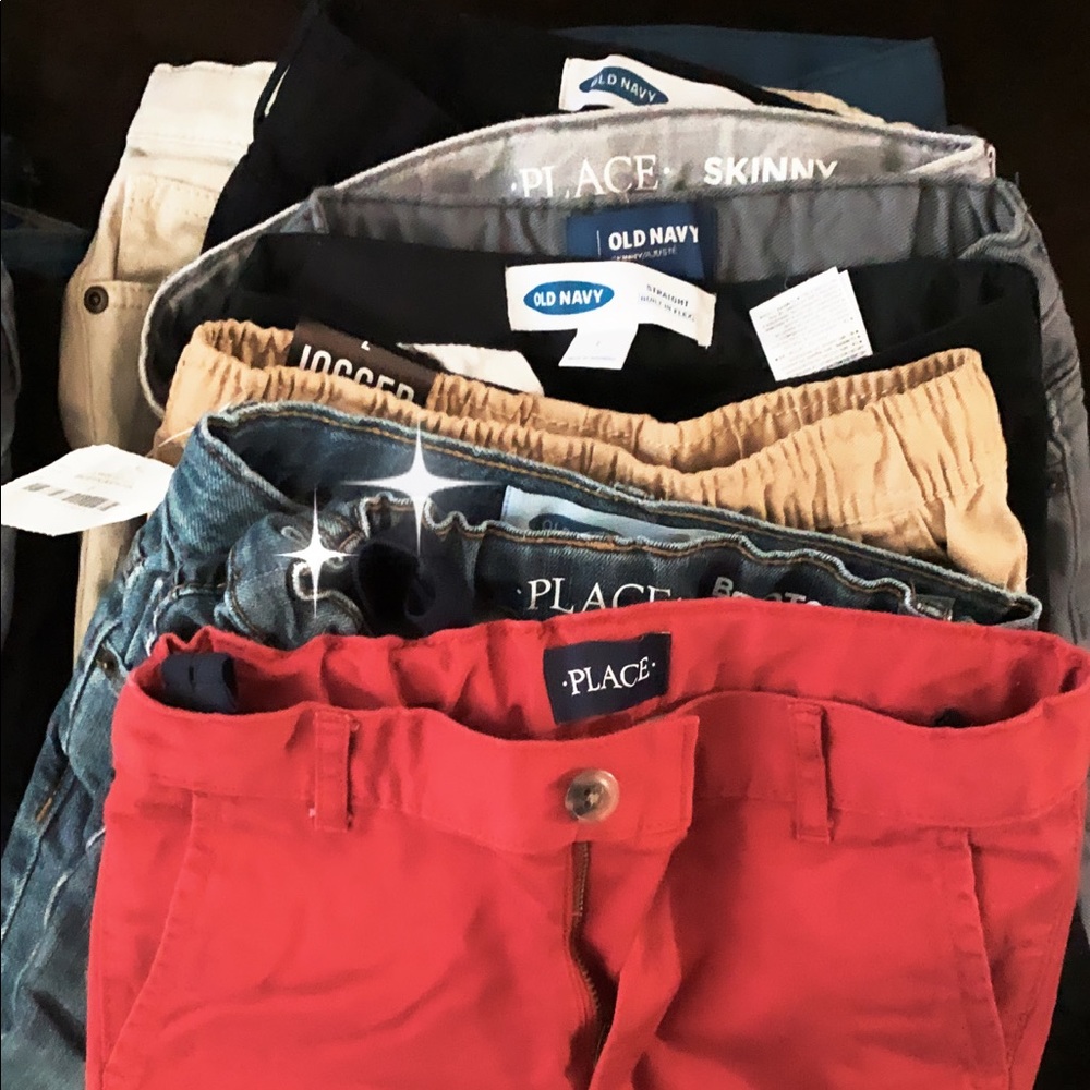 13 pairs of size 7 pants boys